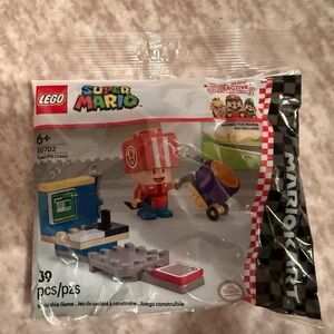 LEGO Super Mario Toad's Mini Set with Red and Blue